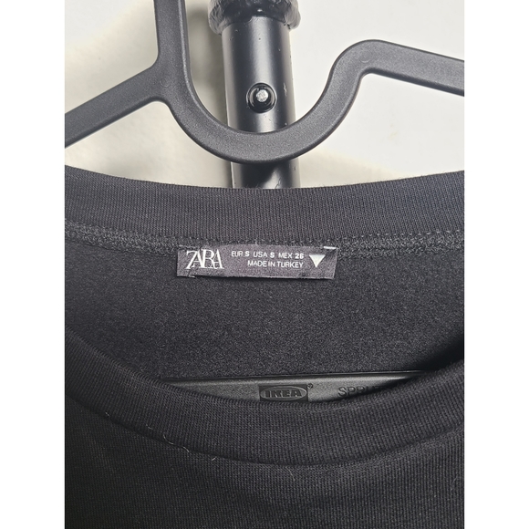 Zara Black Long Sleeve Sweater - Picture 4 of 5